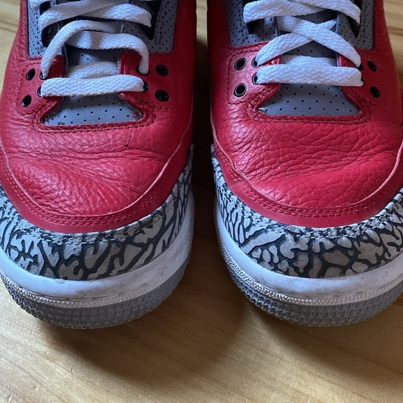 Nike Air Jordan 3 Retro 2019 Unit Fire Red Cement Grey Size 6.5Y/Women’s 8 - Picture 5 of 11